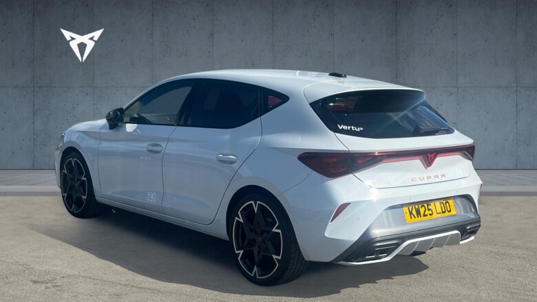 CUPRA Leon 1.5 eTSI 150 V2 5dr DSG Petrol Hatchback